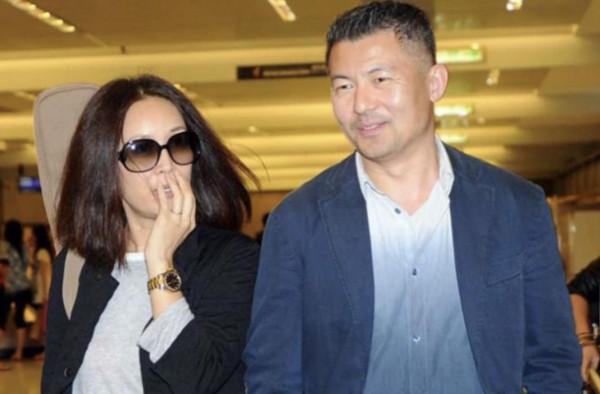 春晚老牌歌星,有人出場費50,有人50歲未婚,有人再戰虎年春晚 春晚老牌歌星,有人出場費50,有人50歲未婚,有人再戰虎年春晚