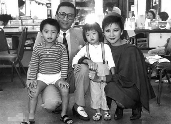 謝霆鋒：我不喜歡王菲，我深愛她