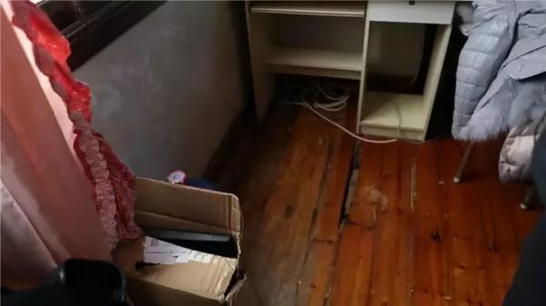 同樣花了130萬,爆改懸崖之上老破危房,真的太牛了 同樣花了130萬,爆改懸崖之上老破危房,真的太牛了