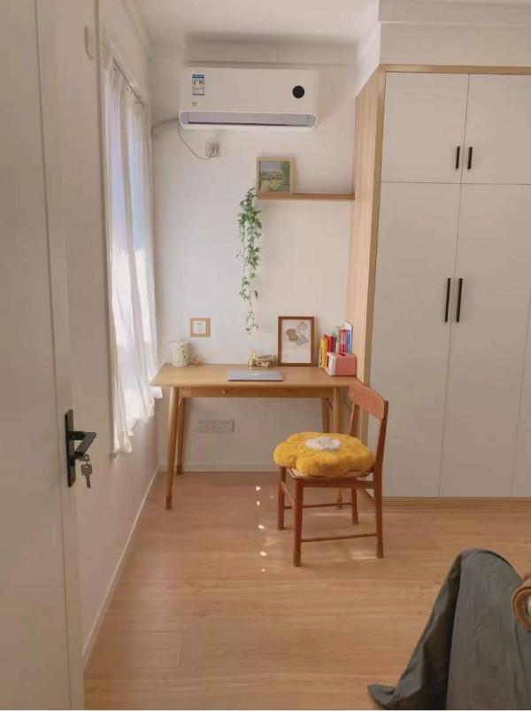 女主4&period;5W裝80㎡小兩居，硬裝超簡單，完工超好看，堪稱省錢教科書