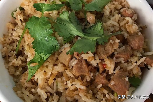 廣東整個鎮都在賣一碗飯，當地人三更半夜來搶，外地人卻吃不慣