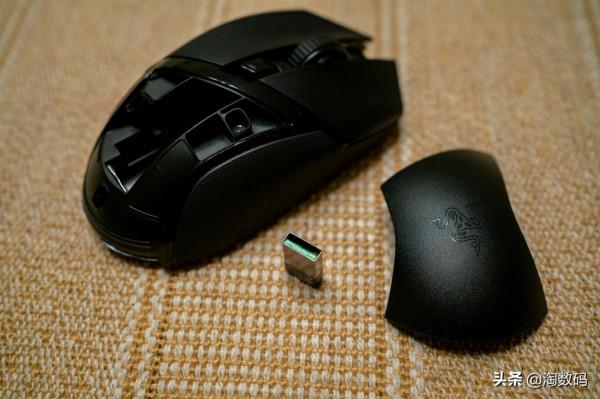 入門雙模遊戲滑鼠之選:¥149入手Razer雷蛇巴塞利斯V2簡評曬個單 入門雙模遊戲滑鼠之選:¥149入手Razer雷蛇巴塞利斯V2簡評曬個單