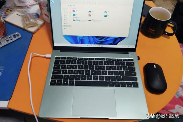 Realmebook低功耗版和增強版，應該選哪款比較好？