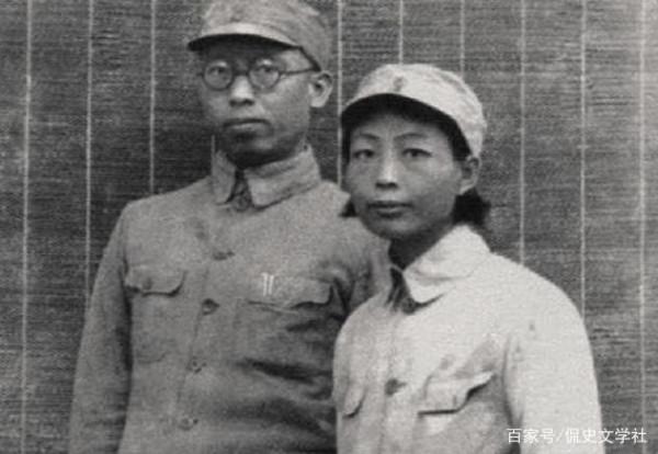 1955年，四位元帥夫人被授軍銜，誰的軍銜最高？其他夫人呢？