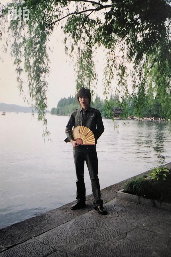 我，當過工人、做過保安，從小自卑，卻拿到了電影“最佳導演”獎