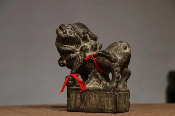 雅緻•案頭瑞獅