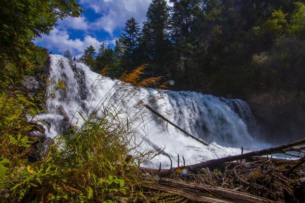 美輪美奐的長白山錦江大峽谷