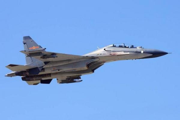 同樣都是開飛機，陸軍航空兵，海軍航空兵和空軍有什麼區別？