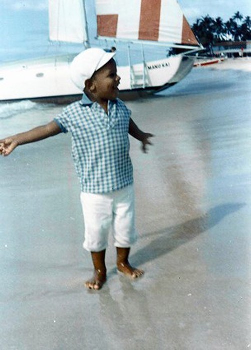 奧巴馬的白人母親：18歲未婚先孕被騙，30歲讀博，培養出傳奇總統