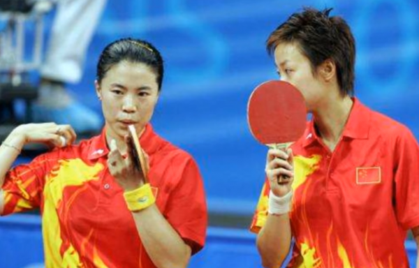 王楠：嫁給大8歲老公郭斌，患癌後老公不離不棄，淚水背後有幸福