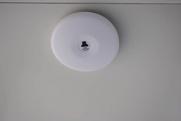 年前搬新家！拆裝式營房，來了