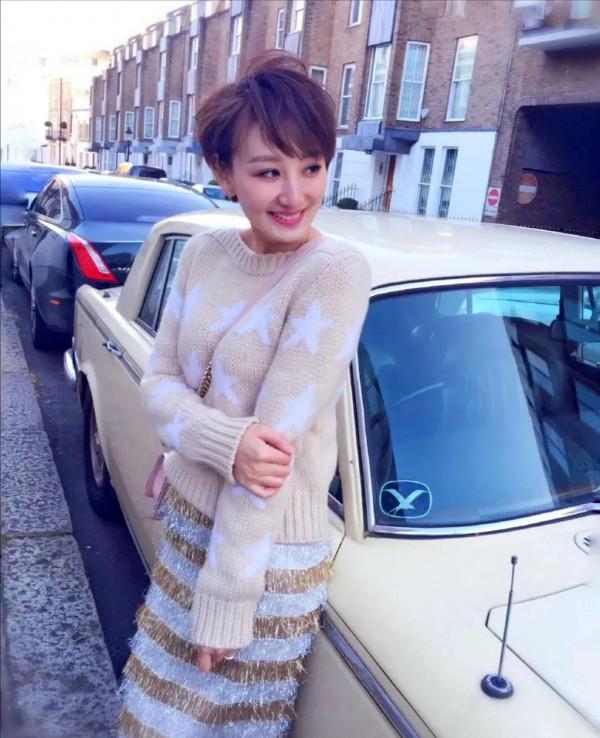 江蘇衛視女主持人：郭曉敏