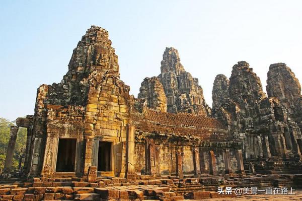 意象裡的吳哥1—巴戎廟,晨光裡金色的微笑 意象裡的吳哥1—巴戎廟,晨光裡金色的微笑