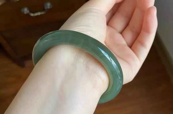 小家碧玉姊妹花：和田玉晴水料和煙紫料