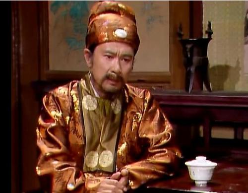 紅樓夢：住奴才隔壁，後門通街，賈政羞辱薛家觸怒王夫人賭氣反擊