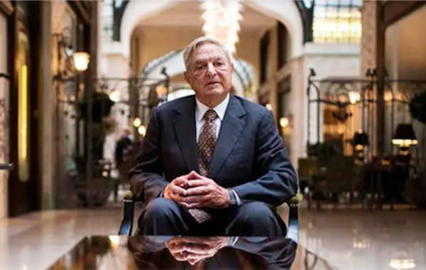 1998年，香港政府在中央政府的支援下是如何打敗索羅斯的？