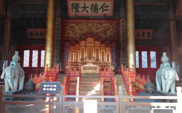 盜走故宮9件文物，以為是贗品扔進垃圾桶，石柏魁後來咋樣了