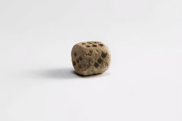 新加坡海域古沉船發現大批元青花