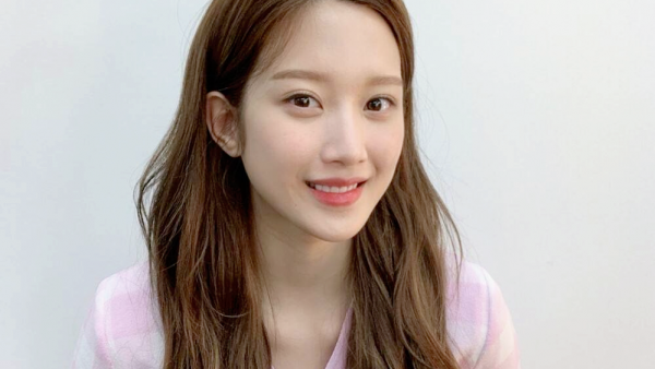 “初戀系女神”文佳煐:10歲出道精通三國語言,顏值更是令人羨慕 “初戀系女神”文佳煐:10歲出道精通三國語言,顏值更是令人羨慕