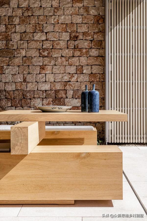 石頭記-用石頭壘成的現代自建別墅