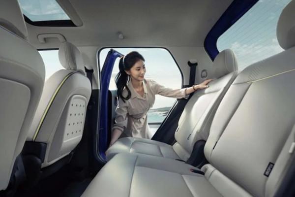 現代CASPER內飾官圖釋出！實用主義設計，獨立可調後排