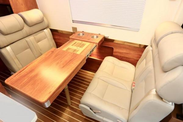 6座佈局丨31.98萬帶走亞星歐睿長軸B型房車 6座佈局丨31.98萬帶走亞星歐睿長軸B型房車