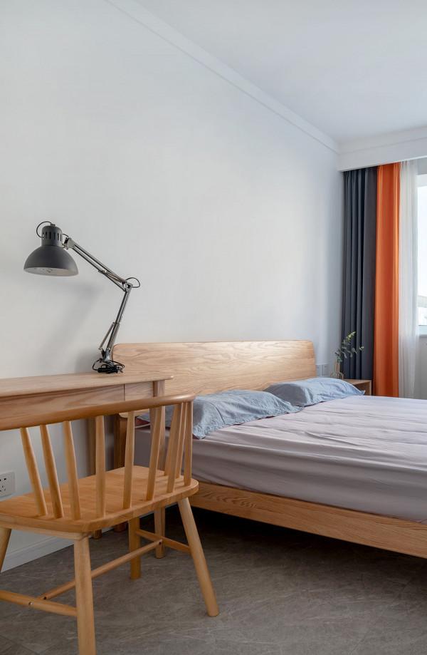 長春百合裝飾怎麼樣 原木風和愛馬仕橙搭配的簡約風住宅 簡潔且溫馨