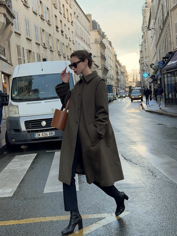 冬天穿褲子，就要配短靴