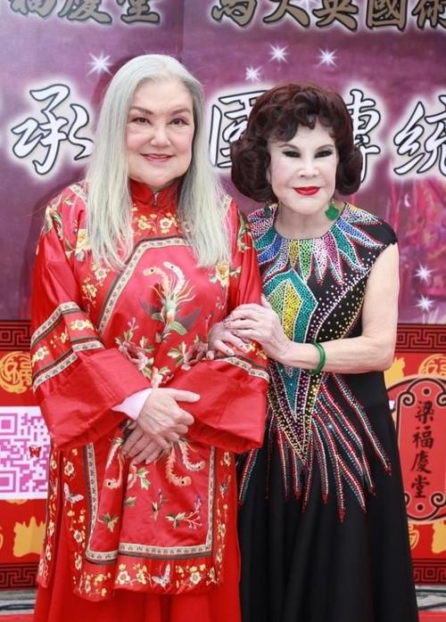 整容老去和自然老去有何區別?4對同齡貌美女星今昔對比差距大 整容老去和自然老去有何區別?4對同齡貌美女星今昔對比差距大