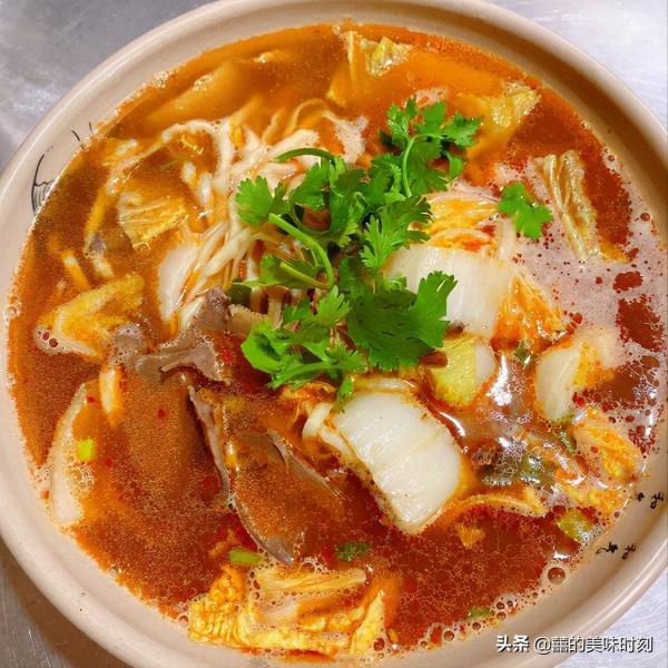 安徽老闆娘開店，堅持15年不漲價，有人吃不膩有人一口吃不下