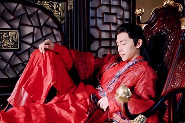 誰說配角必是綠葉?這6位男配逆襲主角太出彩,有人風頭蓋過男主 誰說配角必是綠葉?這6位男配逆襲主角太出彩,有人風頭蓋過男主