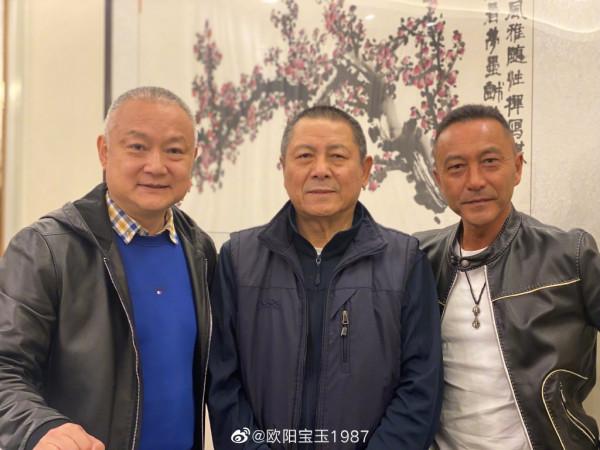 57歲歐陽奮強與老戲骨聚餐“花仙子”範豔罕見現身