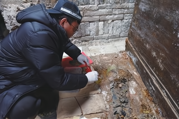 甘肅出土大型古墓,墓中奇珍異寶無數,專家都不敢看墓誌銘 甘肅出土大型古墓,墓中奇珍異寶無數,專家都不敢看墓誌銘