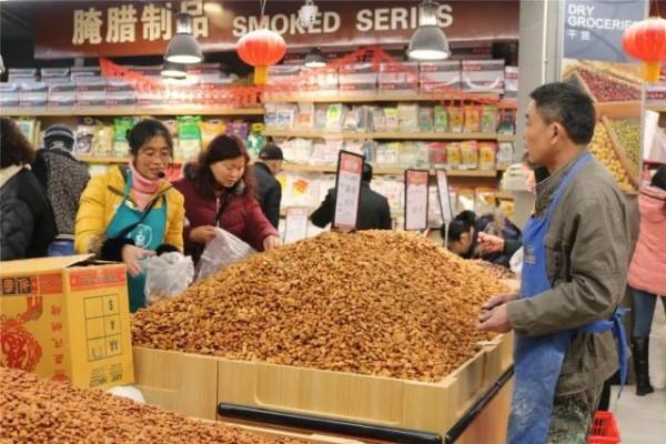 過年買零食，別再買瓜子花生了，8種零食多囤點，老少都愛吃
