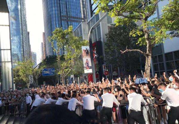 王俊凱擔任平遙國際電影節評審,和徐克、賈樟柯一起走紅毯人氣旺 王俊凱擔任平遙國際電影節評審,和徐克、賈樟柯一起走紅毯人氣旺