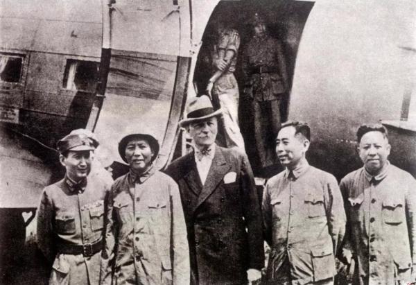 革命家變教育家，他傾盡家產、犧牲生命辦私立大學，當年的新校區至今已90年