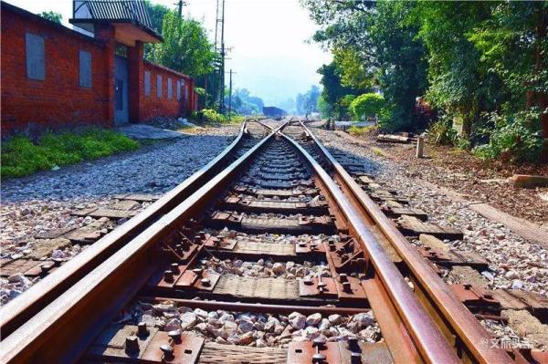 鐵路蜿蜒,走進紅河,窺探滇越鐵路百年芳華 鐵路蜿蜒,走進紅河,窺探滇越鐵路百年芳華