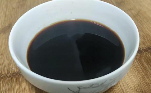 油燜大蝦這樣做,就沒有輸過,醬汁濃郁,好吃到殼都不想放過 油燜大蝦這樣做,就沒有輸過,醬汁濃郁,好吃到殼都不想放過