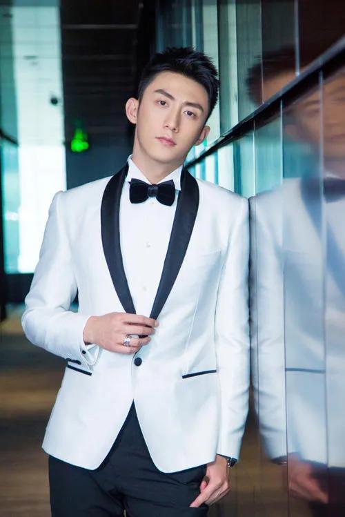 盤點八位身高超過185的男星,個個英俊帥氣,高大偉岸,你喜歡誰 盤點八位身高超過185的男星,個個英俊帥氣,高大偉岸,你喜歡誰