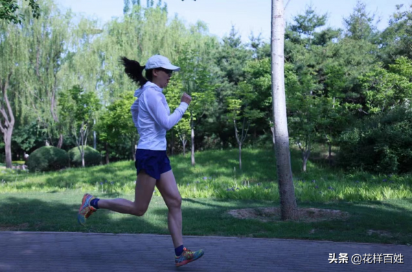48歲開始跑步，從生活不能自理到馬拉松女神，10年她的改變太驚人