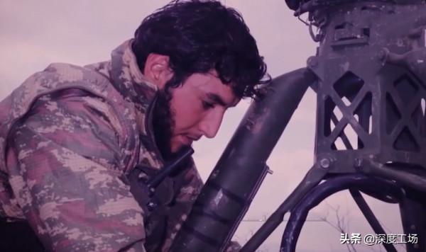 俄軍定點清除敘叛軍狙擊之王！巡飛彈從車頂鑽入：一車人全部報銷