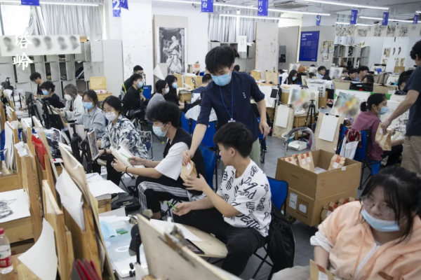 心有光華月自明 | 中秋佳節,白塔嶺的家人們節日快樂 心有光華月自明 | 中秋佳節,白塔嶺的家人們節日快樂