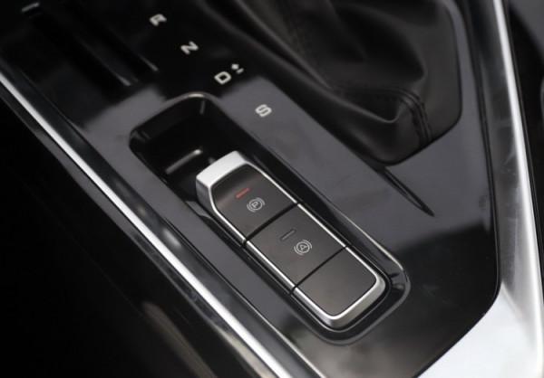 五菱“新爆款”上市,頂配不到十萬,買哪款最划算? 五菱“新爆款”上市,頂配不到十萬,買哪款最划算?