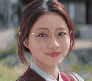 眼鏡封印顏值？掌握這些小技巧，反而能加分