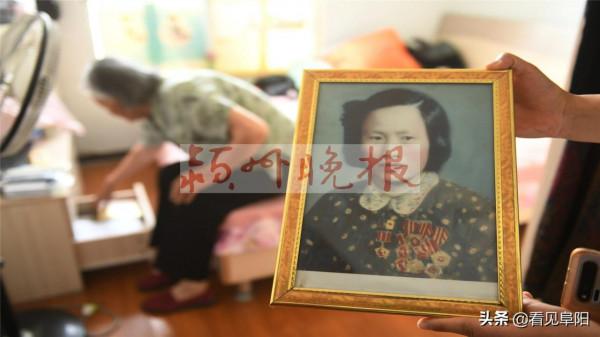 毛主席發給這名傳奇女子一支五六式半自動步槍、一百發子彈、一條武裝帶