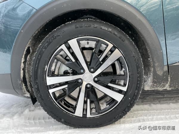 試駕｜兩驅SUV挑戰十釐米積雪路，技術和車誰更重要？
