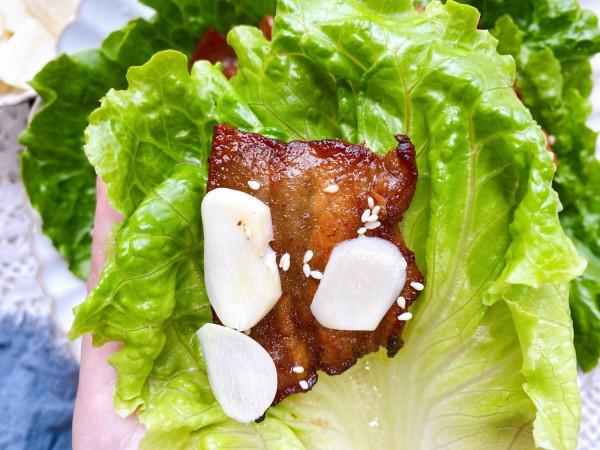 烤肉最簡單的做法,2步搞定,鮮香入味,外焦裡嫩,15元吃到撐 烤肉最簡單的做法,2步搞定,鮮香入味,外焦裡嫩,15元吃到撐