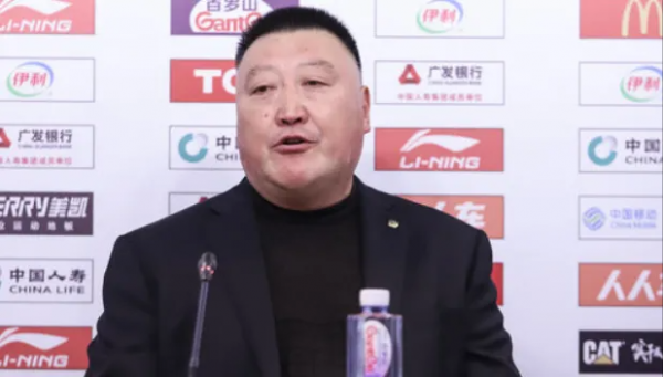 粵晉賽後！杜鋒批年輕球員+2傷員情況，徐傑不滿4點，楊學增贊3點