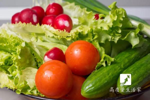 一張&OpenCurlyDoubleQuote;膽固醇含量表&rdquo;，照著吃不給心血管添堵