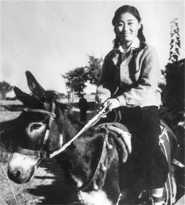 《林海雪原》中的小白鴿，晚年經歷兩次喪子，今年93歲了